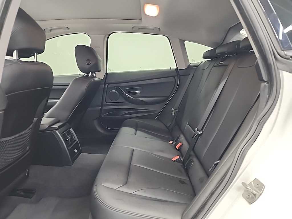 BMW Gran Turismo - Vista 12