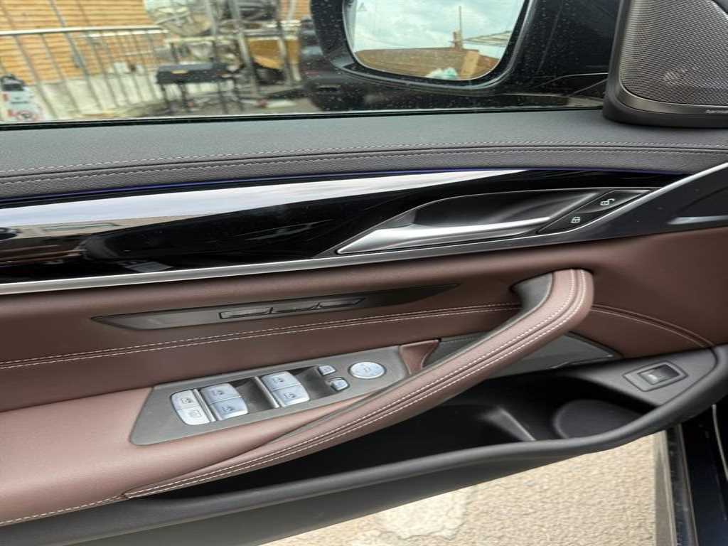 BMW 5 Series - Vista 6