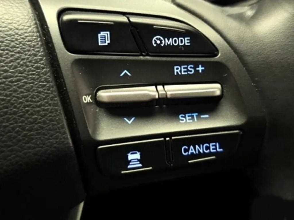 HYUNDAI Kona - Vista 12