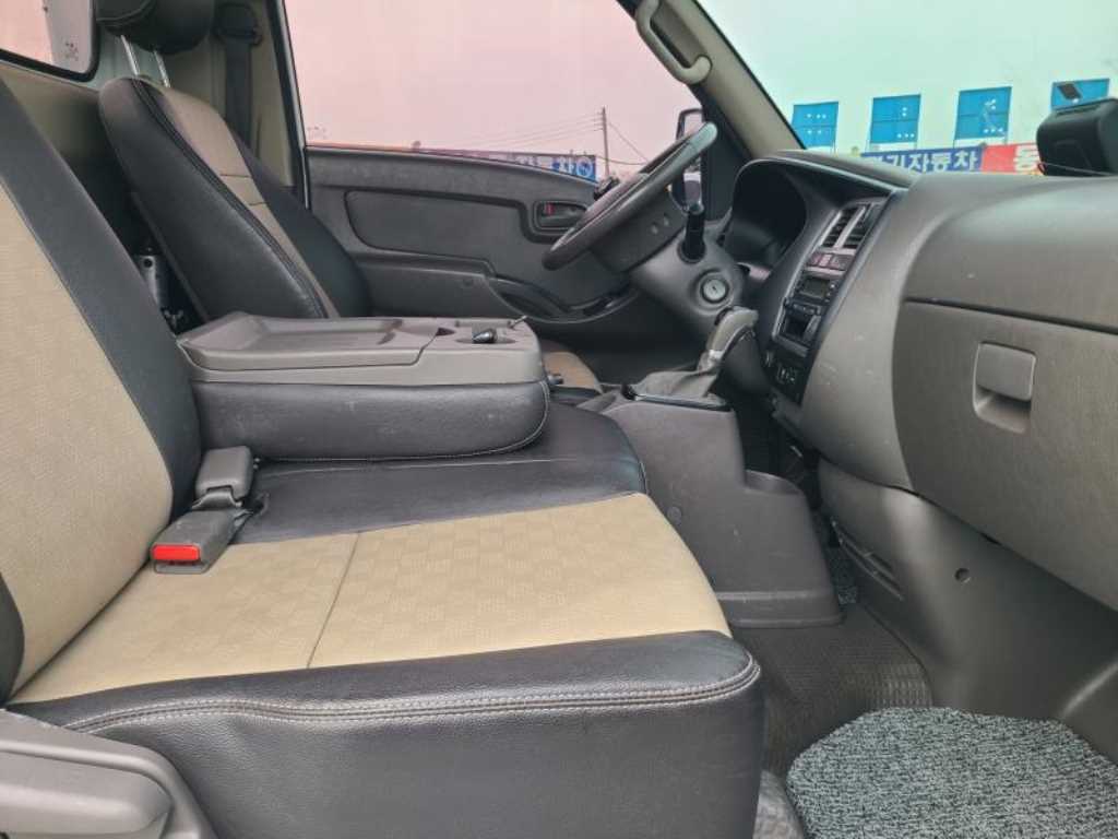 Small Truck Cargo (small) 2023 Blanco - Importación desde Corea - HF Imports Iquique - Foto 15