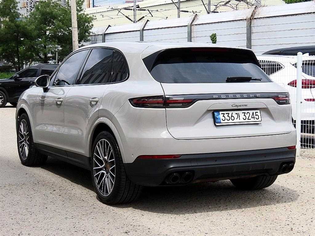 Porsche Cayenne - Vista 3
