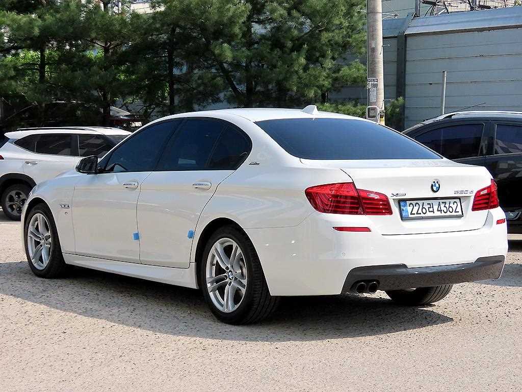 BMW 5 Series - Vista 3