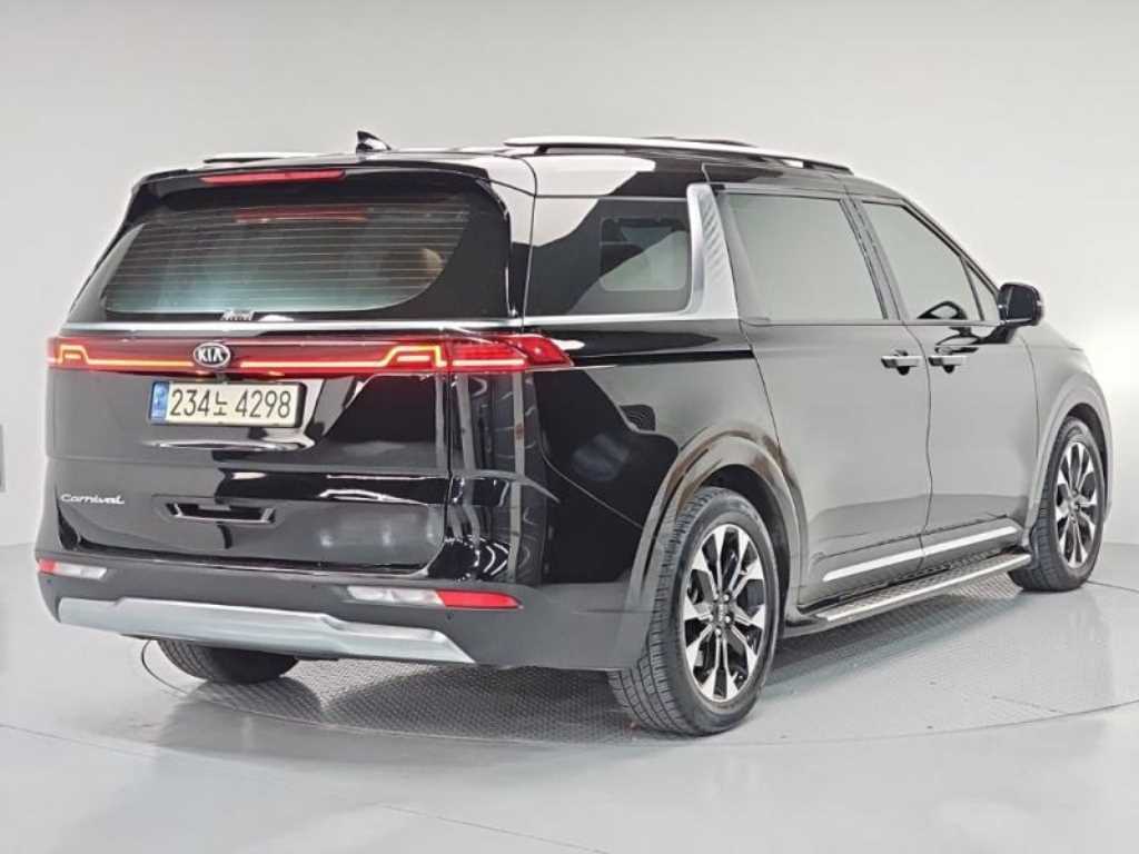 KIA Carnival - Vista 3