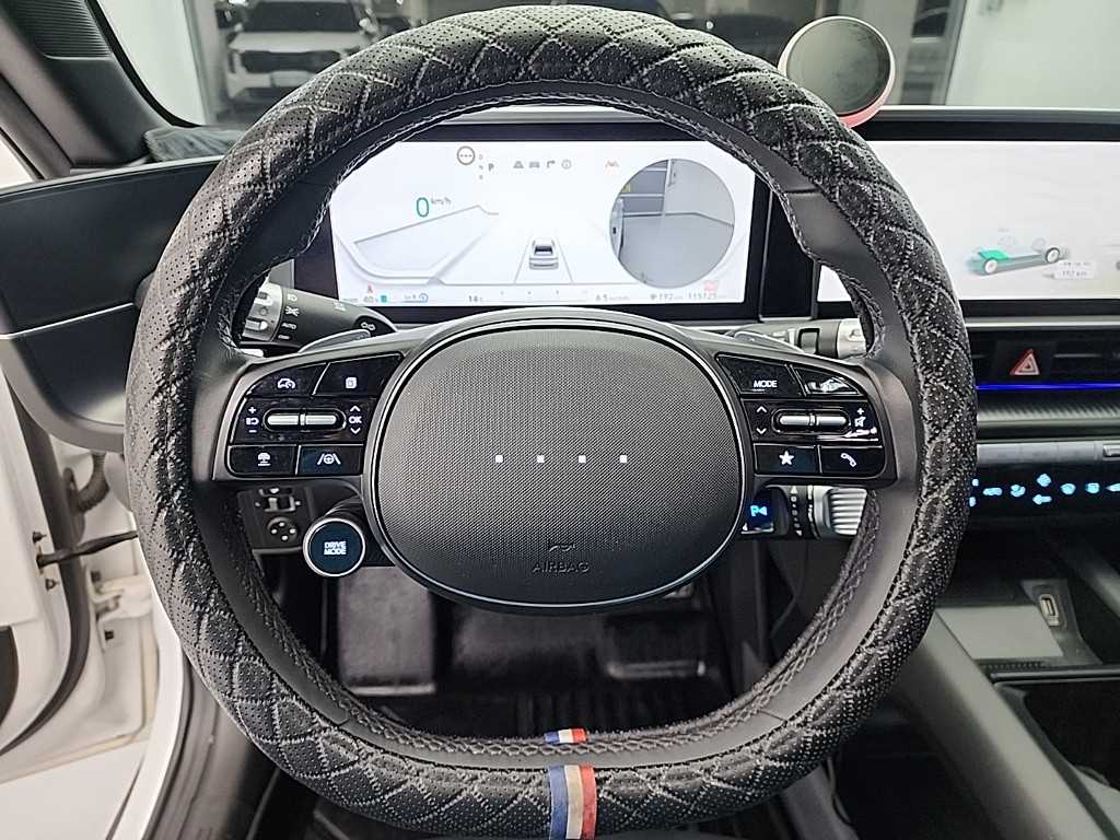 HYUNDAI Ioniq 6 - Vista 9