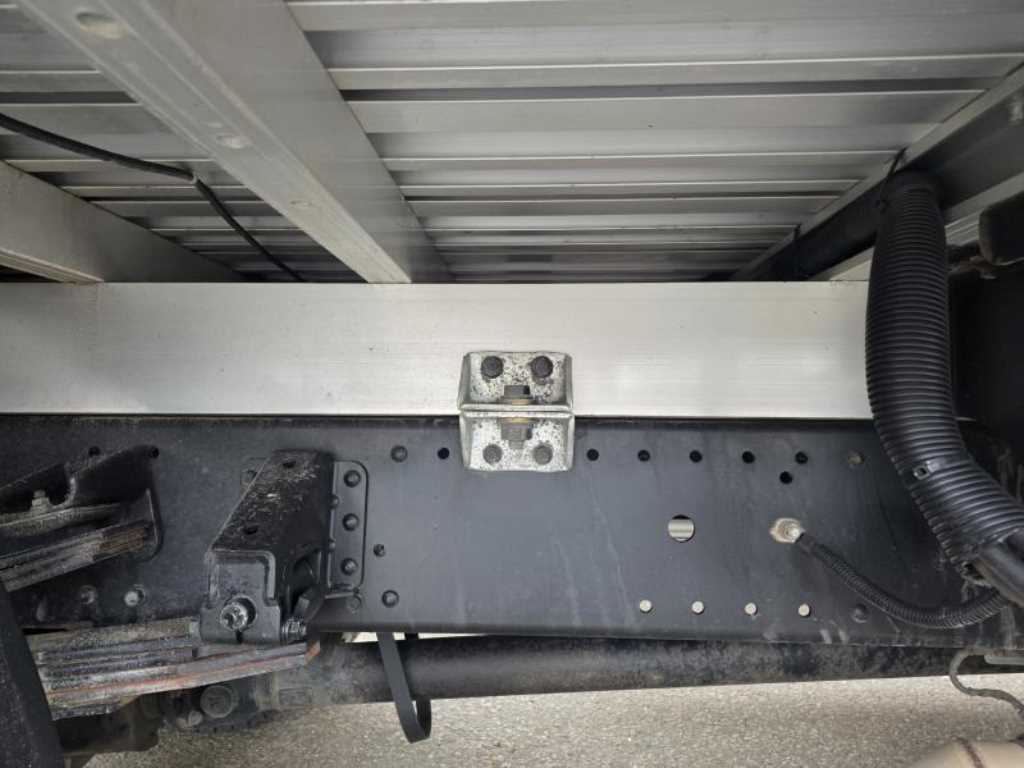 medium and large cargo truck 2024 Blanco - Importación desde Corea - HF Imports Iquique - Foto 18