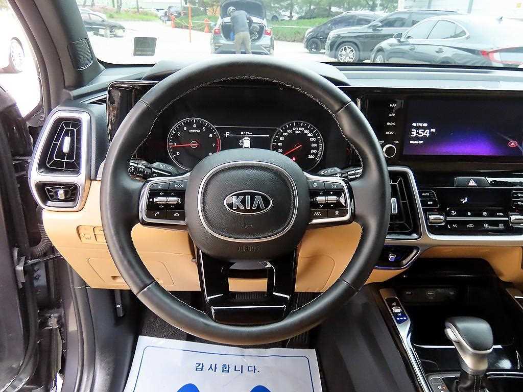 KIA Sorento - Vista 8