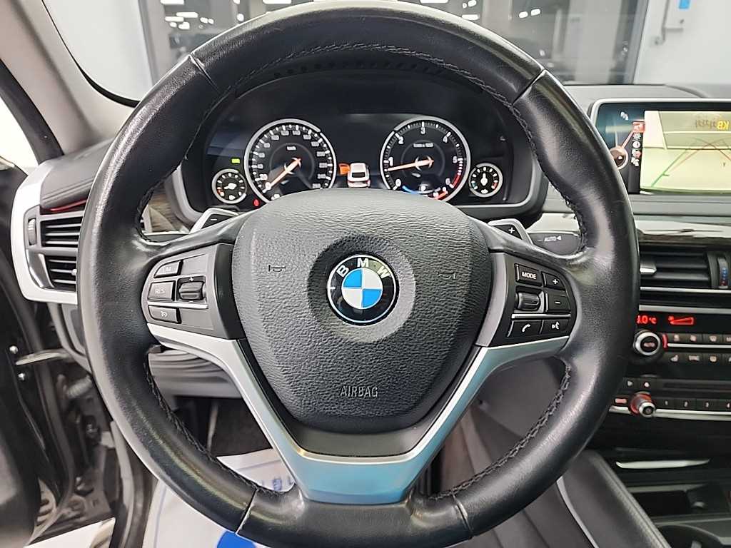 BMW X6 - Vista 9