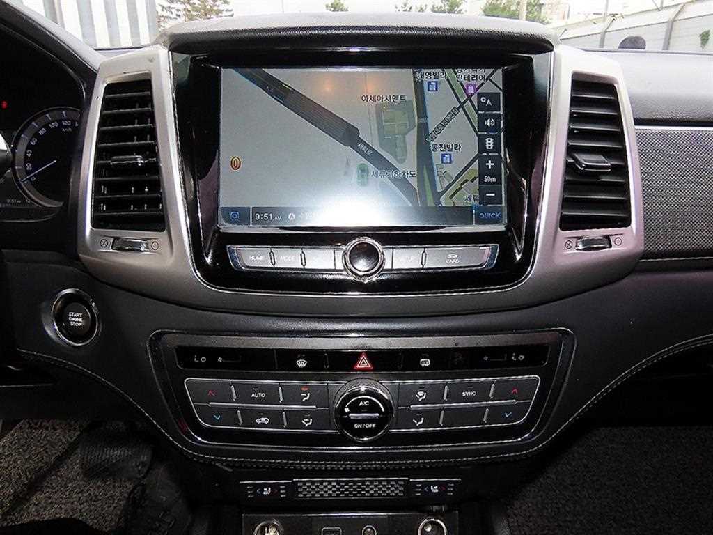 Ssangyong Rexton 2019 Blanco - Importación desde Corea - HF Imports Iquique - Foto 14