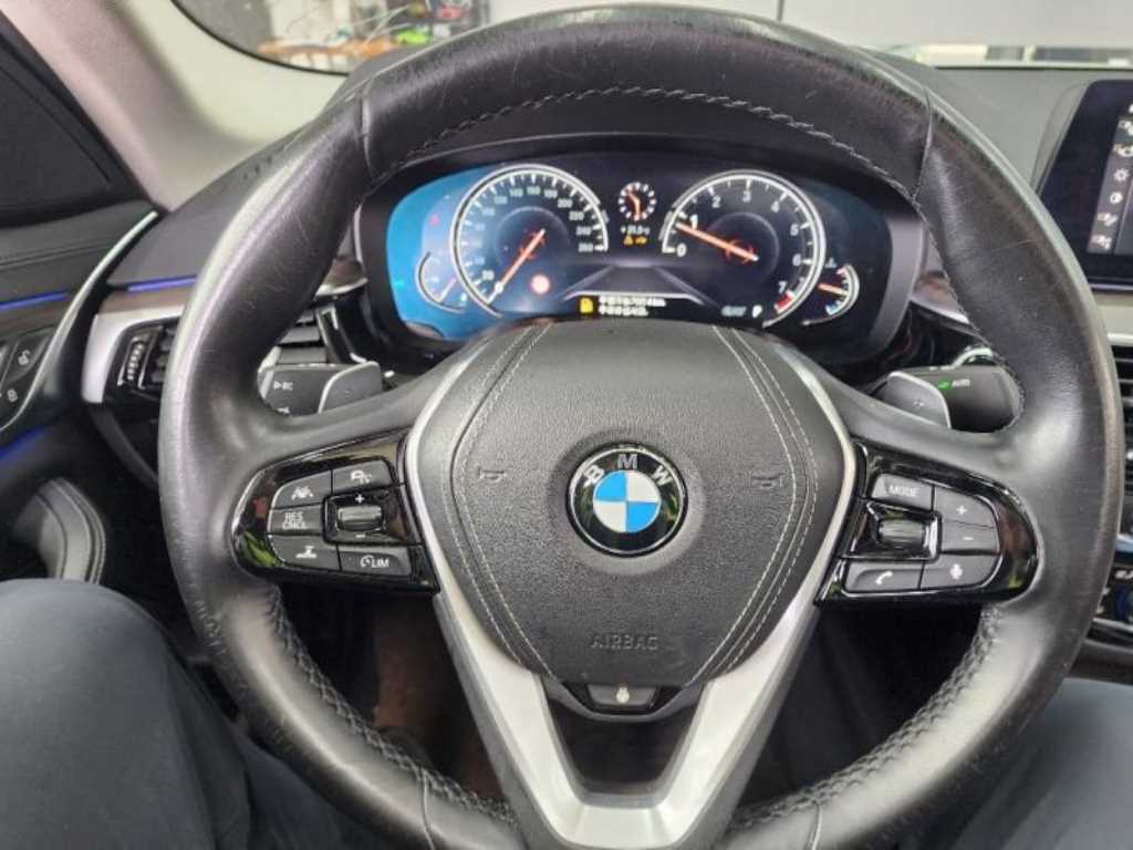 BMW 5 Series - Vista 11