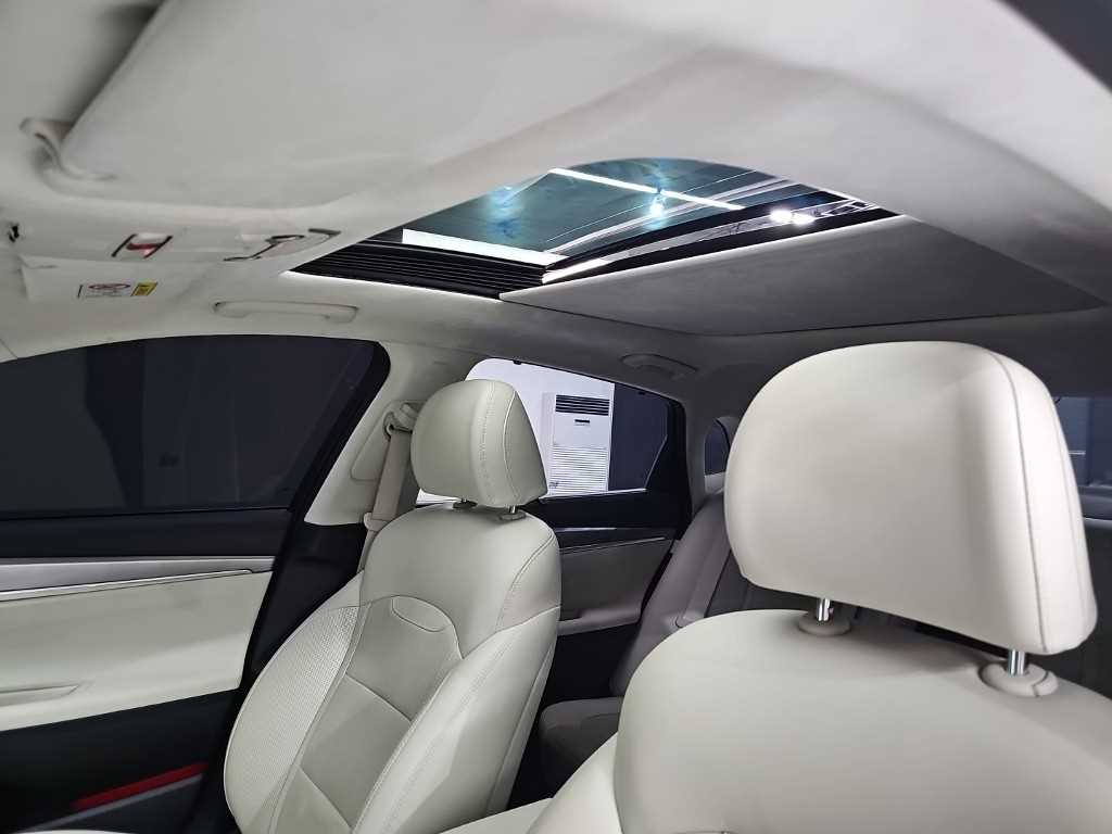 HYUNDAI Grandeur 2023 Blanco - Importación desde Corea - HF Imports Iquique - Foto 15