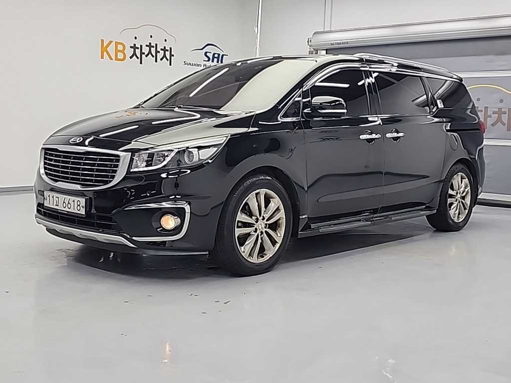 KIA Carnival 2016 Negro - Importación desde Corea - HF Imports Iquique - Foto 1