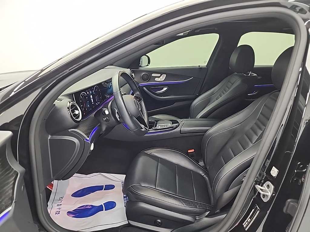 Mercedes Benz E class - Vista 11