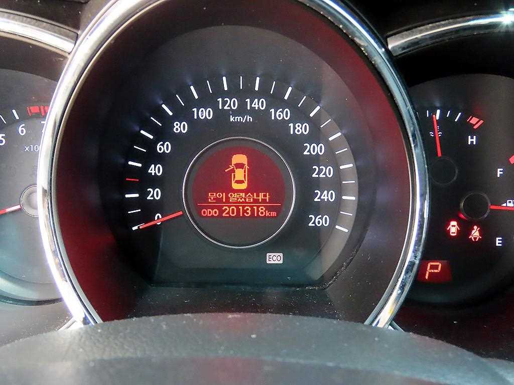 KIA K5 - Vista 9