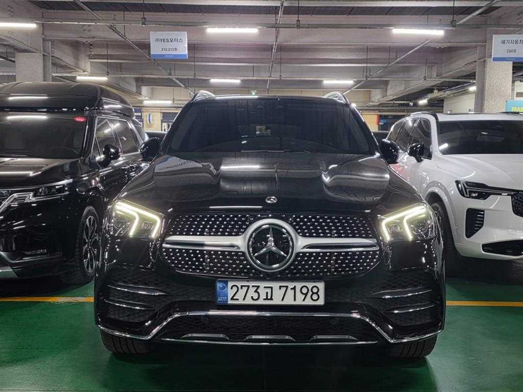 Mercedes Benz GLE Class - Vista 2