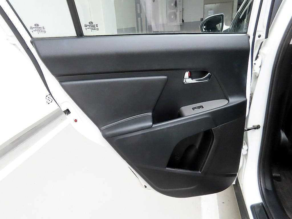 KIA Sportage - Vista 12