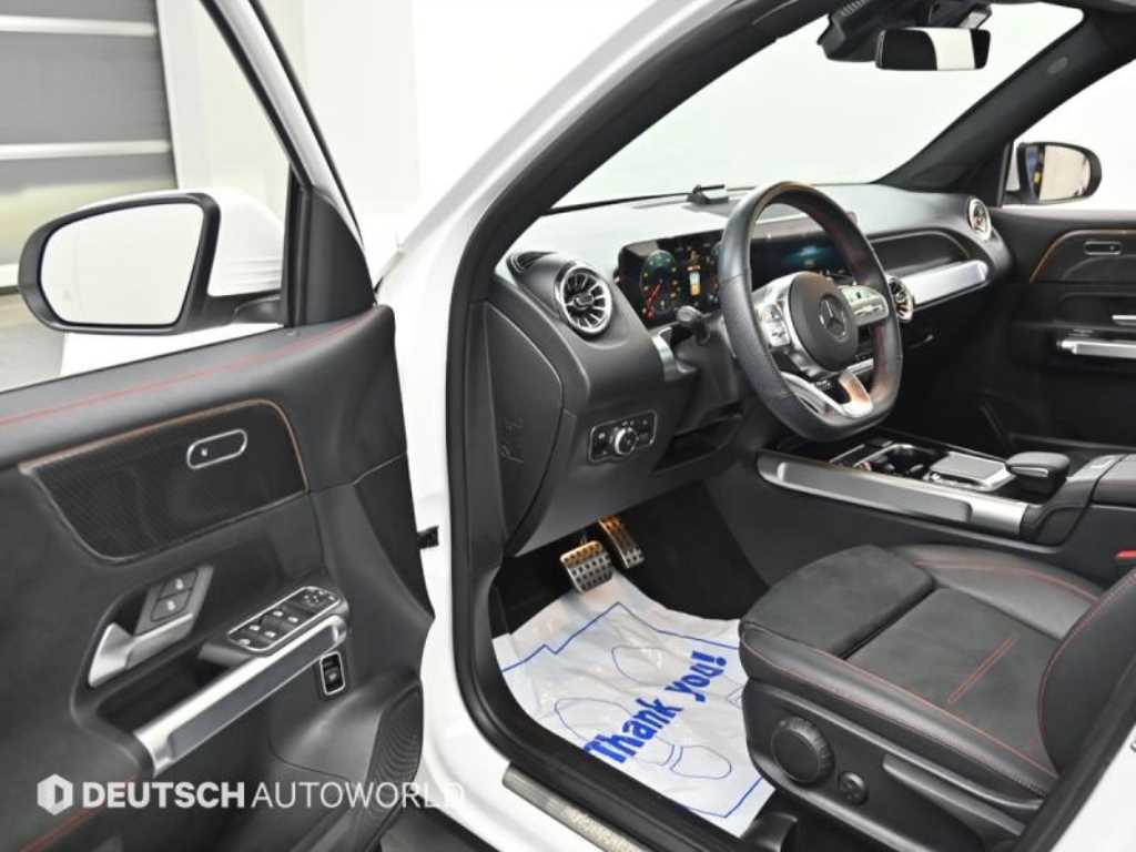 Mercedes Benz GLB Class - Vista 11