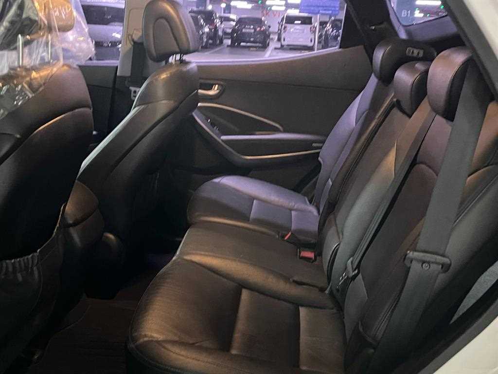 HYUNDAI Santa Fe - Vista 7