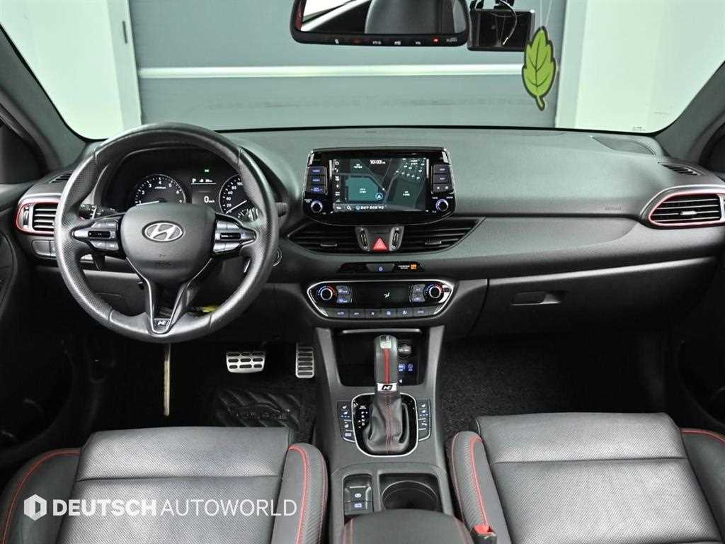 HYUNDAI i30 - Vista 6