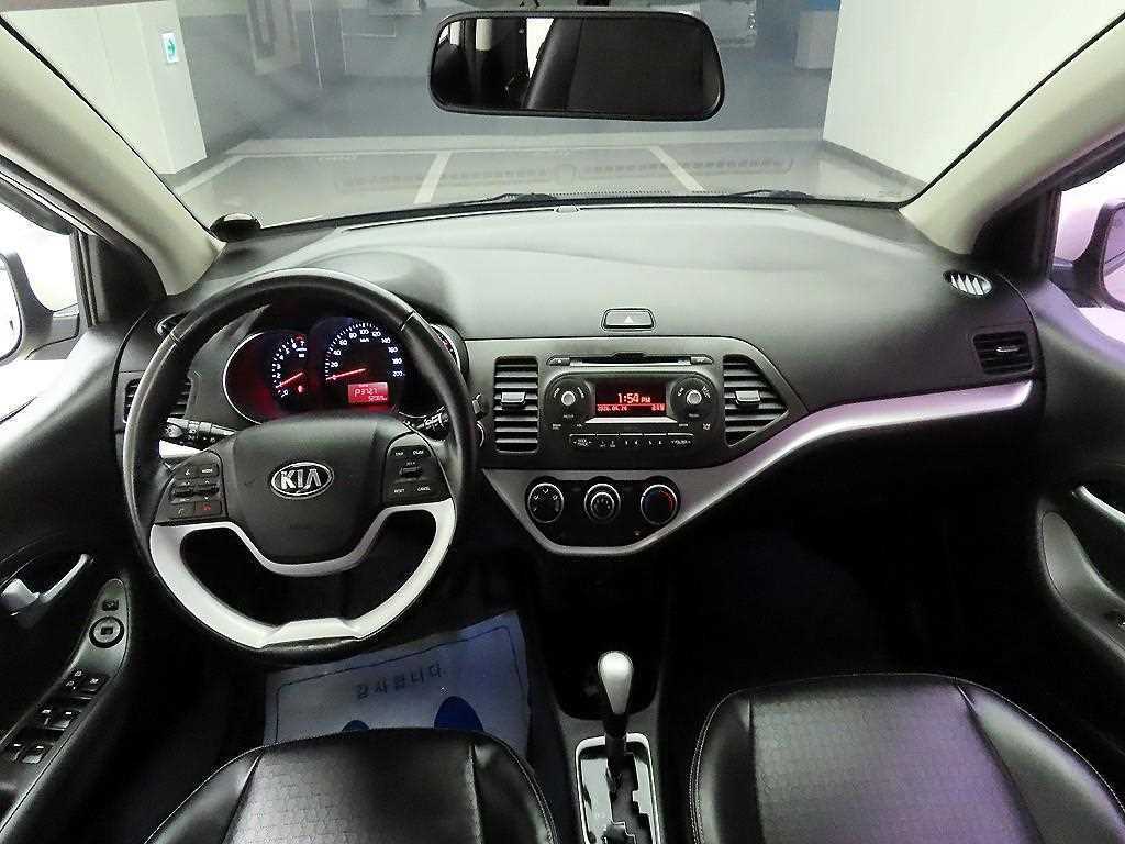 KIA Morning - Vista 8