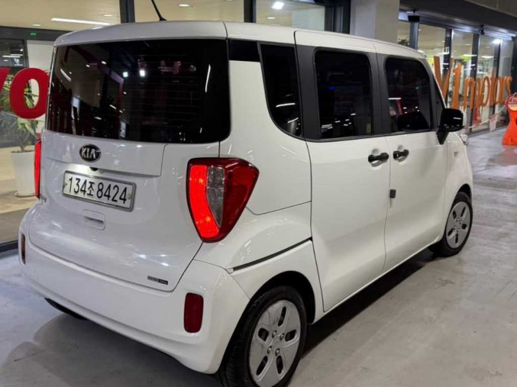 KIA Ray - Vista 4