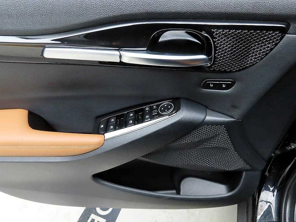 KIA Seltos - Vista 11