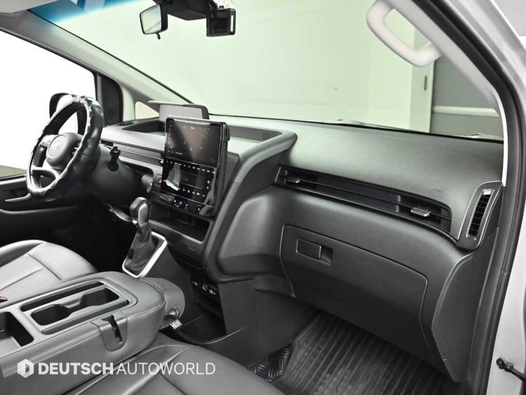 HYUNDAI Staria - Vista 7