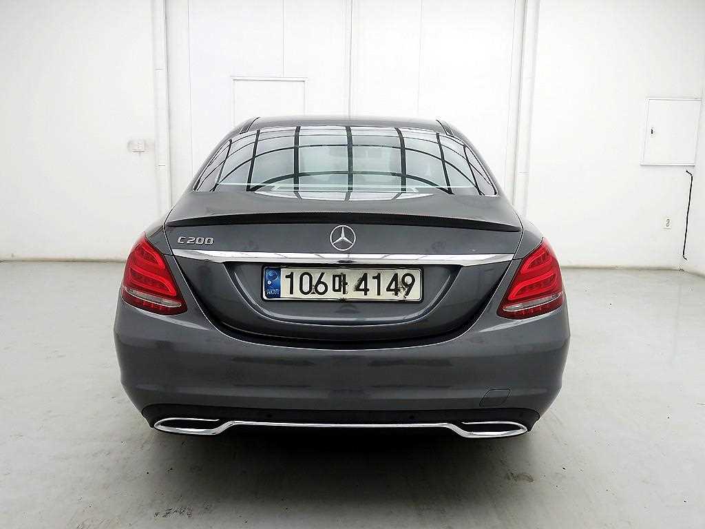 Mercedes Benz C Class - Vista 3