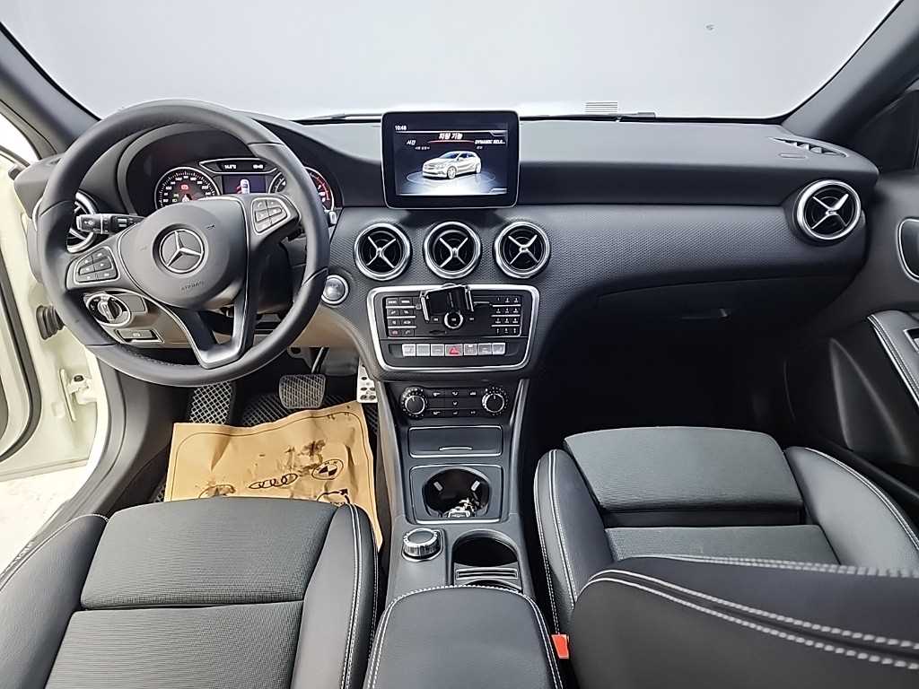 Mercedes Benz A Class - Vista 7