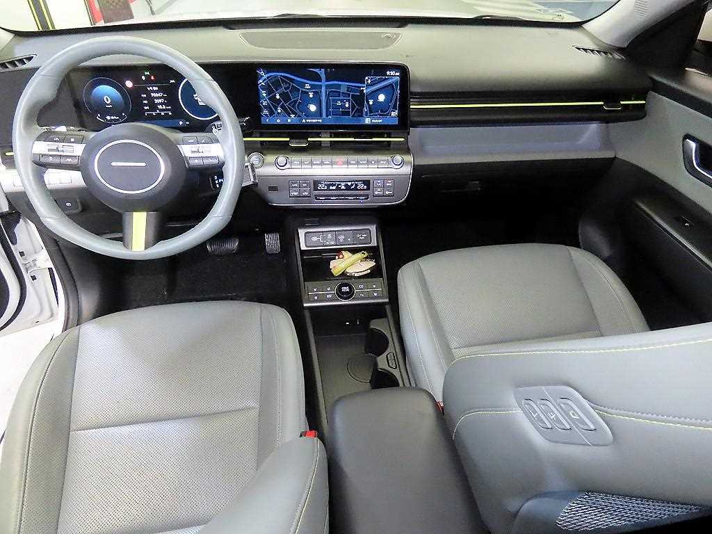 HYUNDAI Kona - Vista 10