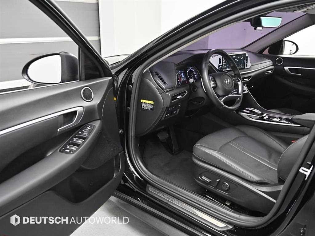 HYUNDAI Sonata - Vista 11