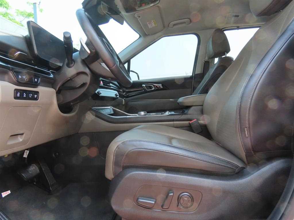 KIA Carnival 2024 Blanco - Importación desde Corea - HF Imports Iquique - Foto 15