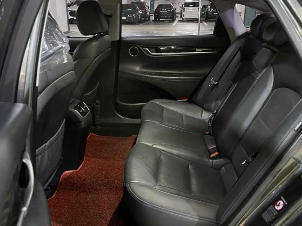 HYUNDAI Grandeur - Vista 6