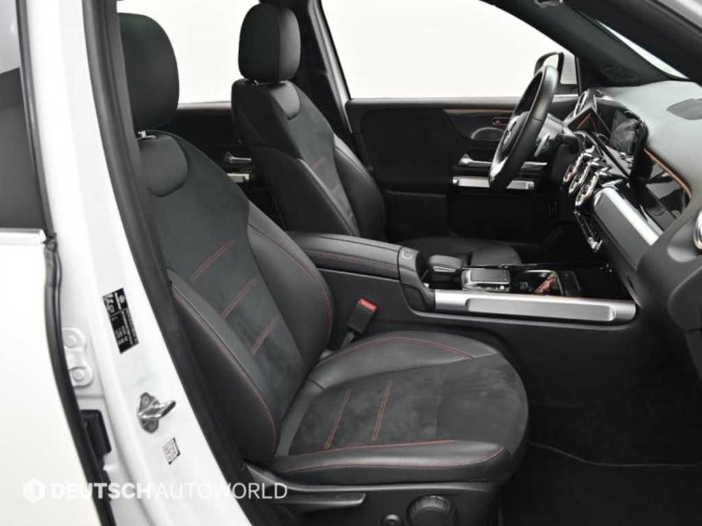Mercedes Benz GLB Class - Vista 10