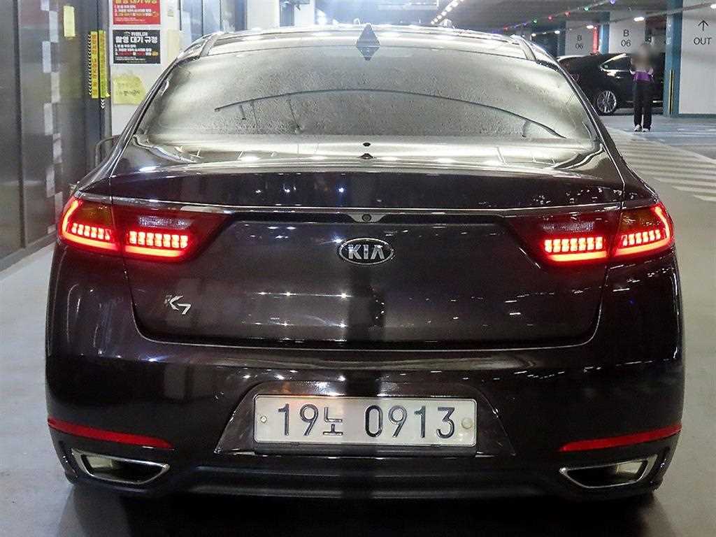 KIA K7 - Vista 5