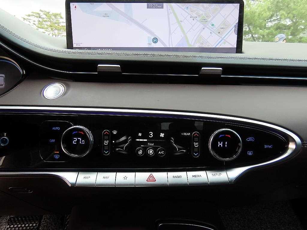 Genesis GV70 2021 Blanco - Importación desde Corea - HF Imports Iquique - Foto 13