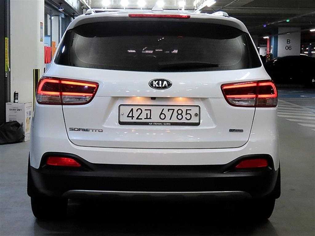 KIA Sorento - Vista 5