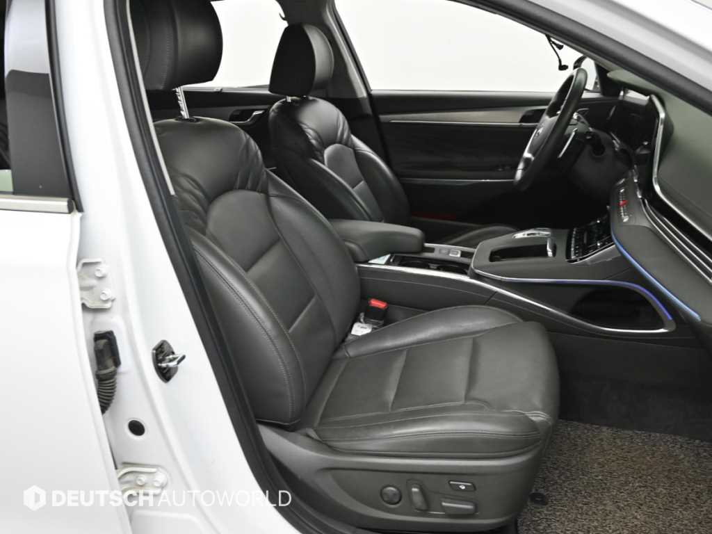 HYUNDAI Grandeur - Vista 10