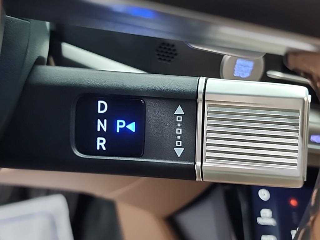 HYUNDAI Grandeur - Vista 8