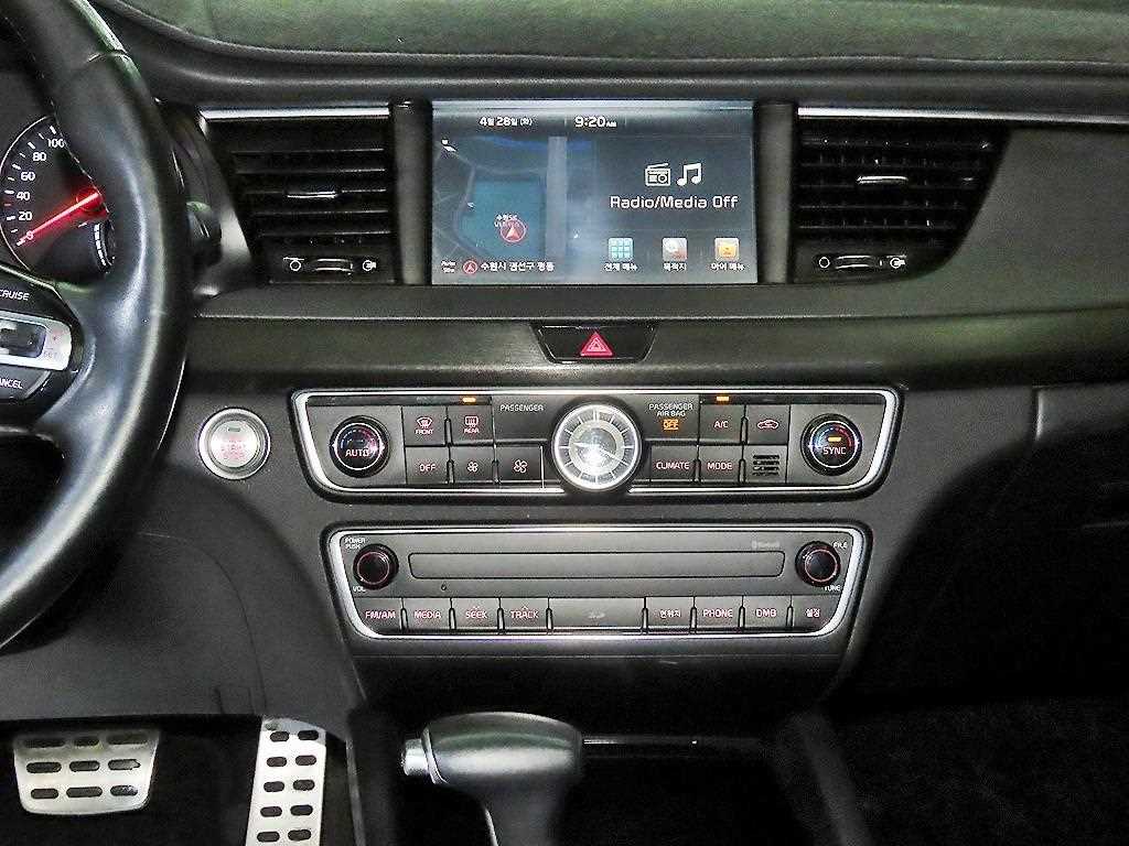 KIA K7 - Vista 11