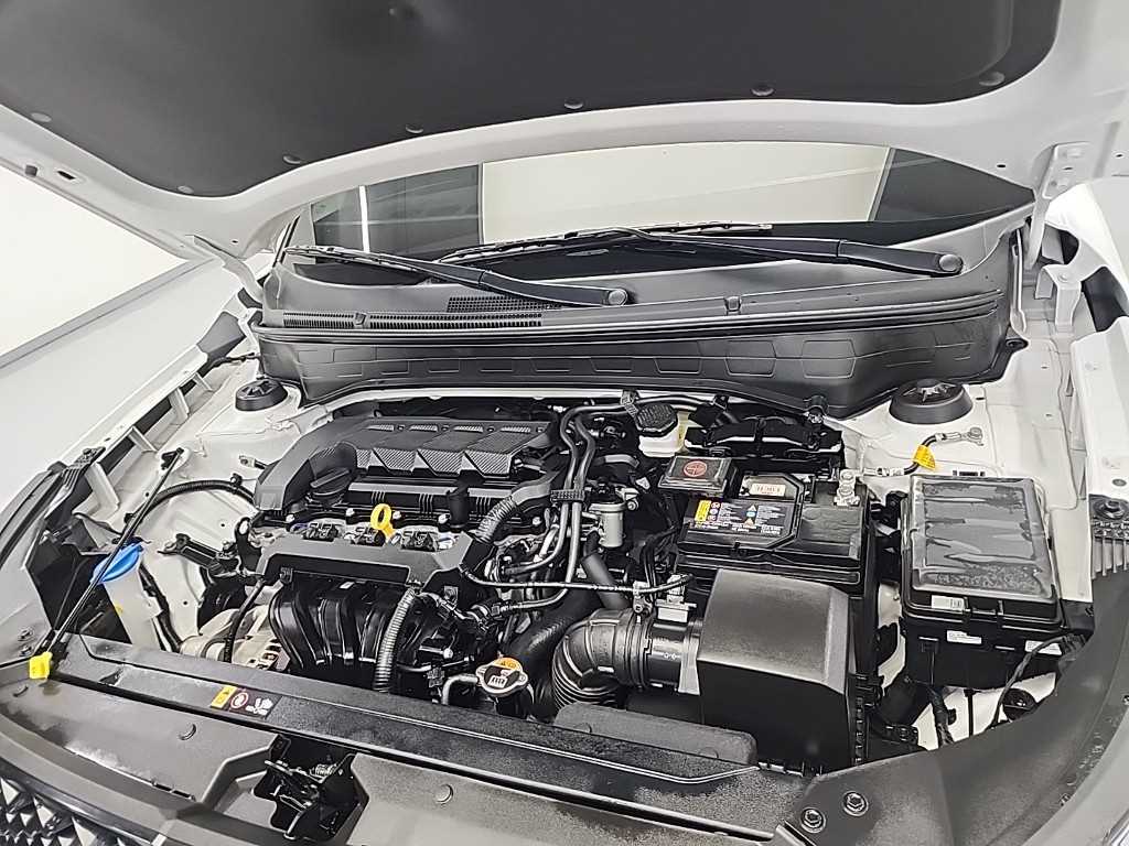 HYUNDAI Venue - Vista 5