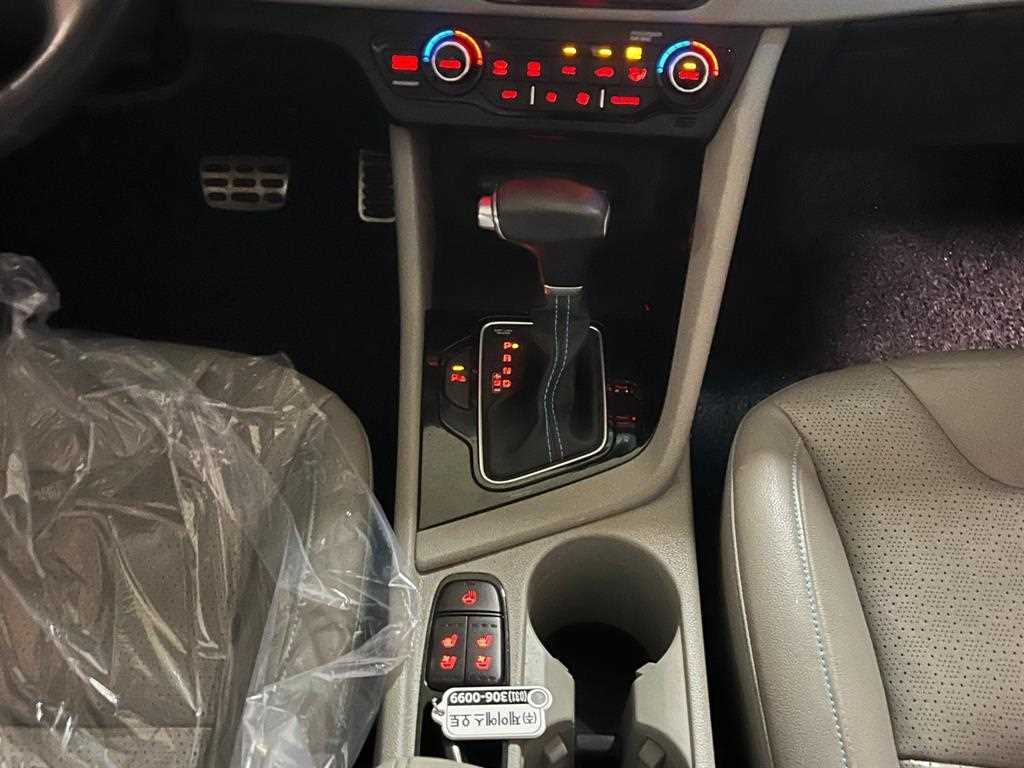 KIA Niro - Vista 10