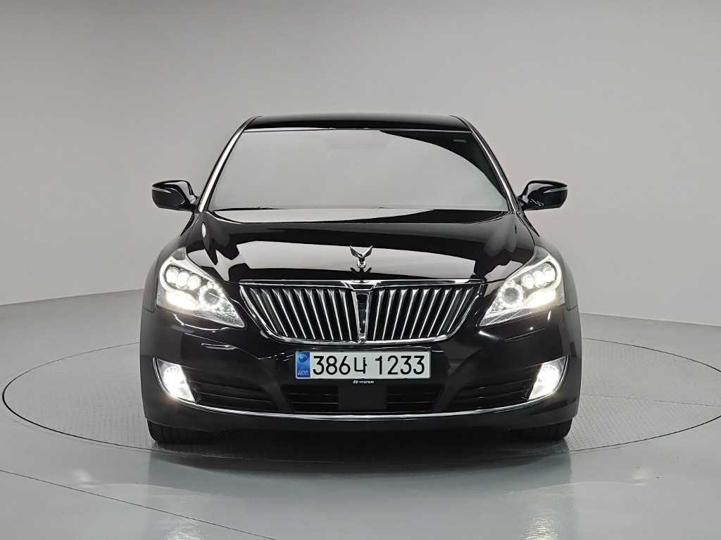 HYUNDAI Equus - Vista 2