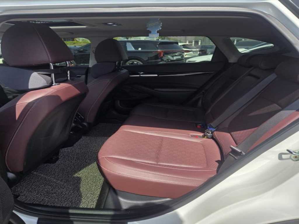 KIA Seltos - Vista 5
