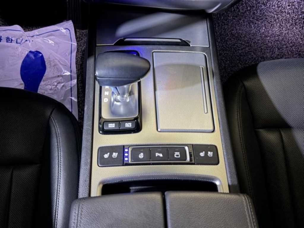 Genesis G80 - Vista 11