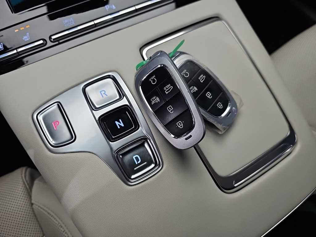 HYUNDAI Grandeur - Vista 8