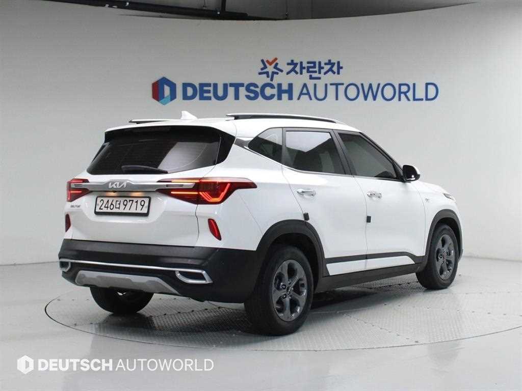KIA Seltos - Vista 2