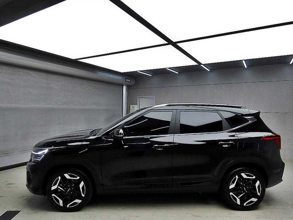 KIA Seltos - Vista 4