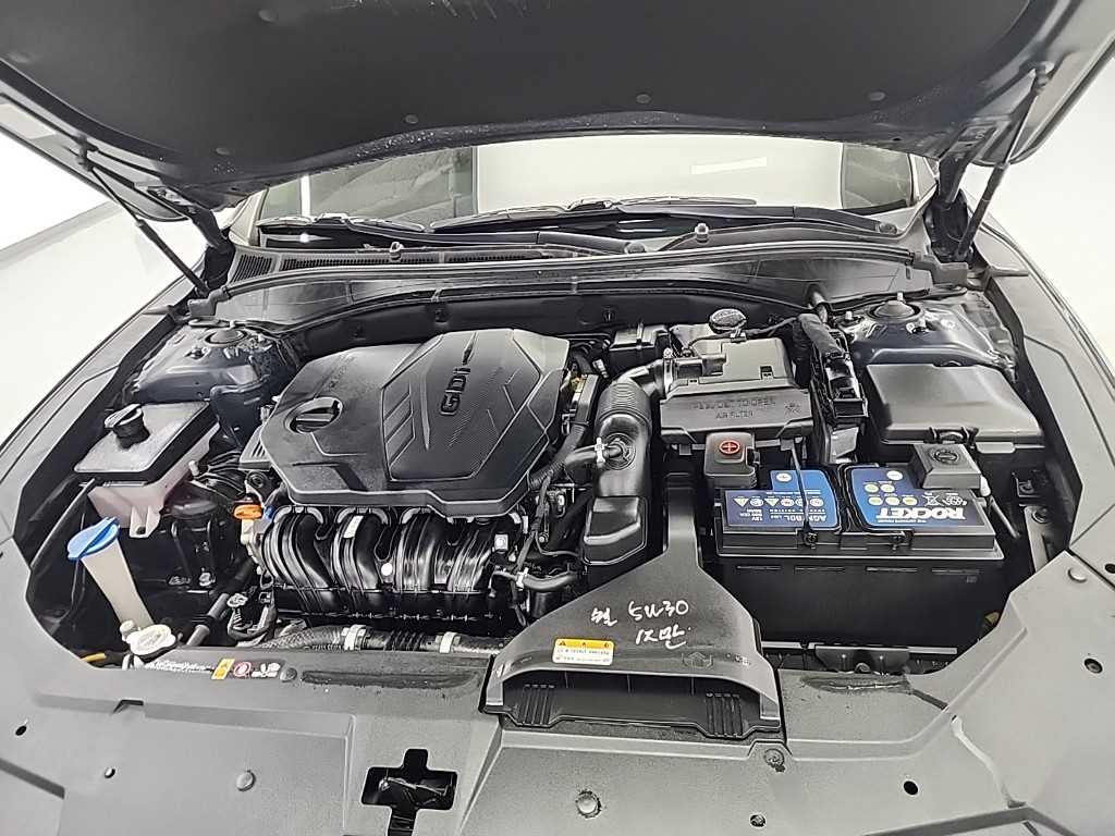 HYUNDAI Grandeur - Vista 5