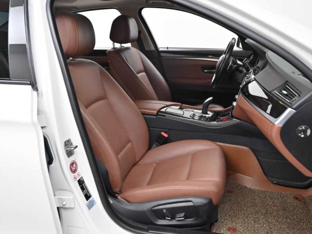BMW 5 Series - Vista 9