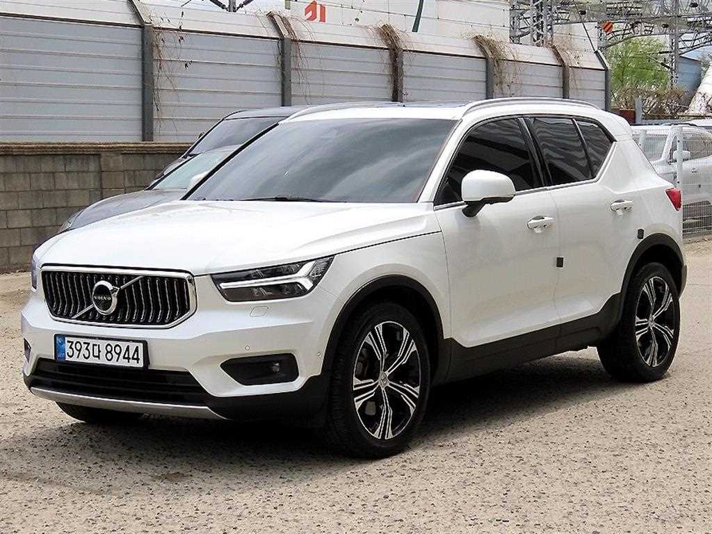 Volvo XC40 - Vista 2